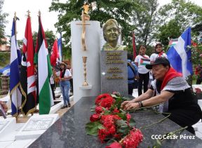 Heroína palestina Leila Khaled de visita en Nicaragua