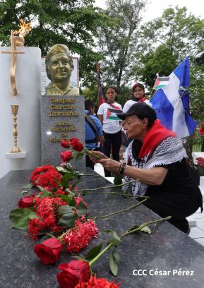 Heroína palestina Leila Khaled de visita en Nicaragua