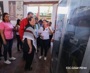 Heroína palestina Leila Khaled de visita en Nicaragua