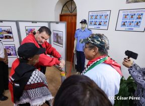 Heroína palestina Leila Khaled de visita en Nicaragua
