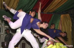 Leoneses inician conmemoraciones y celebraciones del 35/19