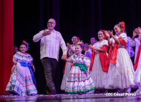 55 años del Ballet Folclórico Nicaragüense del maestro Ronald Abud Vivas