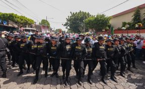 Feligreses acompañan a Santo Domingo de Guzmán rumbo a su morada en Las Sierritas