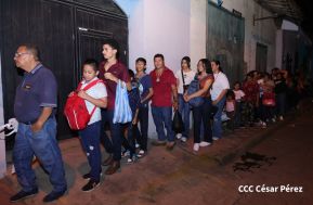 De esta manera leoneses celebran 77 años de la Gritería en honor a la Asunción de María