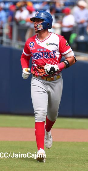 Séptimo juego de la semifinal del Campeonato Germán Pomares entre Los Dantos y Toros de Chontales