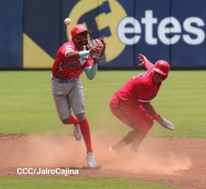 Séptimo juego de la semifinal del Campeonato Germán Pomares entre Los Dantos y Toros de Chontales