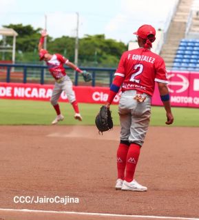 Séptimo juego de la semifinal del Campeonato Germán Pomares entre Los Dantos y Toros de Chontales