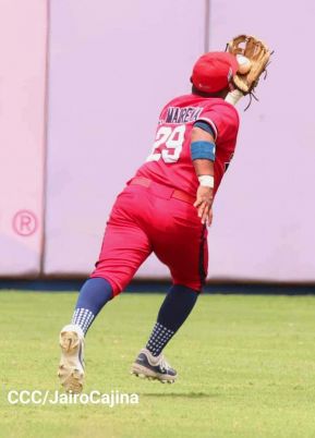 Séptimo juego de la semifinal del Campeonato Germán Pomares entre Los Dantos y Toros de Chontales