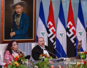 Comandante Daniel y Compañera Rosario en la XI Cumbre Extraordinaria de Jefes de Estado del ALBA-TCP