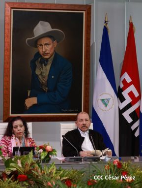 Comandante Daniel y Compañera Rosario en la XI Cumbre Extraordinaria de Jefes de Estado del ALBA-TCP