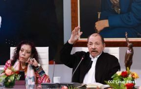 Comandante Daniel y Compañera Rosario en la XI Cumbre Extraordinaria de Jefes de Estado del ALBA-TCP