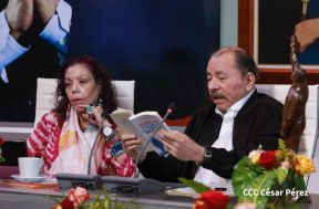 Comandante Daniel y Compañera Rosario en la XI Cumbre Extraordinaria de Jefes de Estado del ALBA-TCP