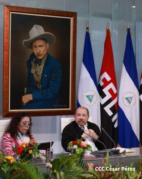 Comandante Daniel y Compañera Rosario en la XI Cumbre Extraordinaria de Jefes de Estado del ALBA-TCP