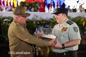 Acto en conmemoración del 45 aniversario de fundación del Ejército de Nicaragua