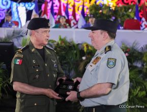 Acto en conmemoración del 45 aniversario de fundación del Ejército de Nicaragua