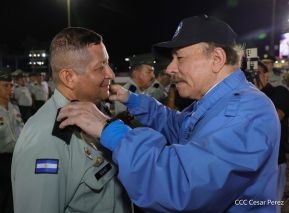 Acto en conmemoración del 45 aniversario de fundación del Ejército de Nicaragua
