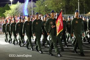 Desfile Pueblo-Ejército en el 45 Aniversario de la Fundación del Ejército de Nicaragua