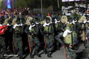 Desfile Pueblo-Ejército en el 45 Aniversario de la Fundación del Ejército de Nicaragua