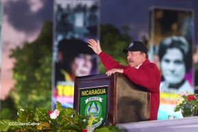 Desfile Pueblo-Ejército en el 45 Aniversario de la Fundación del Ejército de Nicaragua