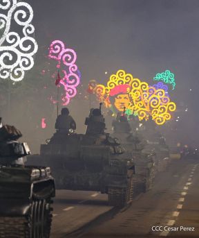 Desfile Pueblo-Ejército en el 45 Aniversario de la Fundación del Ejército de Nicaragua