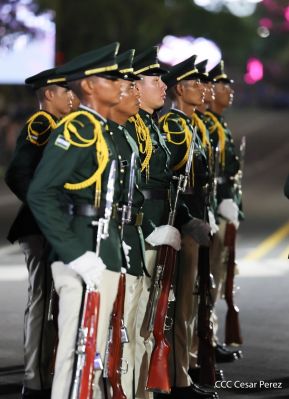 Desfile Pueblo-Ejército en el 45 Aniversario de la Fundación del Ejército de Nicaragua