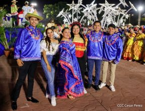 Celebración del Día Nacional del Huipil