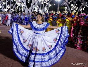 Celebración del Día Nacional del Huipil