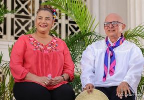 Celebración del Día Nacional del Huipil