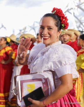 Celebración del Día Nacional del Huipil
