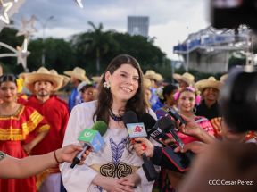 Celebración del Día Nacional del Huipil