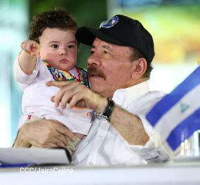 Desfile Escolar 2024 en honor a la gloriosa epopeya de la Batalla de San Jacinto