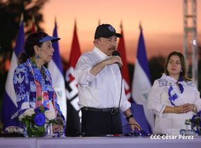 Desfile Escolar 2024 en honor a la gloriosa epopeya de la Batalla de San Jacinto