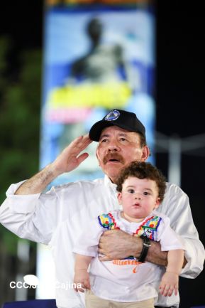 Desfile Escolar 2024 en honor a la gloriosa epopeya de la Batalla de San Jacinto