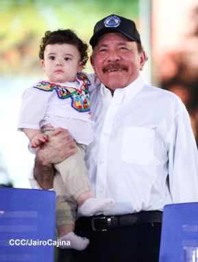 Desfile Escolar 2024 en honor a la gloriosa epopeya de la Batalla de San Jacinto