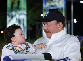 Desfile Escolar 2024 en honor a la gloriosa epopeya de la Batalla de San Jacinto