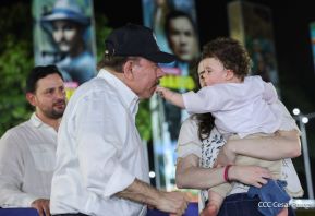 Desfile Escolar 2024 en honor a la gloriosa epopeya de la Batalla de San Jacinto