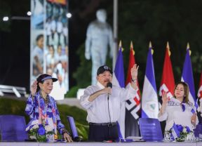 Desfile Escolar 2024 en honor a la gloriosa epopeya de la Batalla de San Jacinto