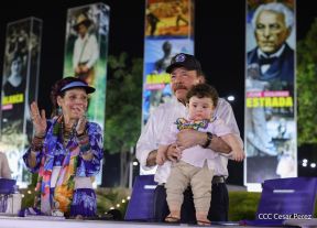 Desfile Escolar 2024 en honor a la gloriosa epopeya de la Batalla de San Jacinto