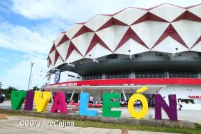 Inauguración del Estadio de Béisbol Rigoberto López Pérez en León