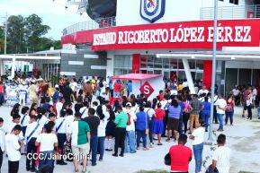 Inauguración del Estadio de Béisbol Rigoberto López Pérez en León