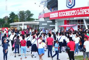 Inauguración del Estadio de Béisbol Rigoberto López Pérez en León