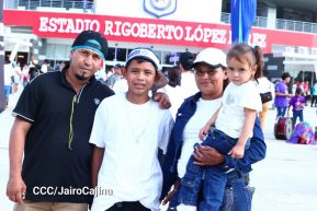 Inauguración del Estadio de Béisbol Rigoberto López Pérez en León