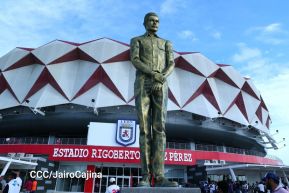 Inauguración del Estadio de Béisbol Rigoberto López Pérez en León