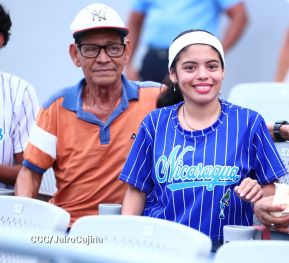 Inauguración del Estadio de Béisbol Rigoberto López Pérez en León