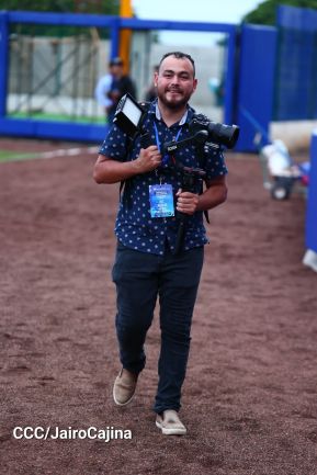 Inauguración del Estadio de Béisbol Rigoberto López Pérez en León