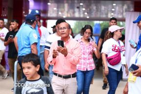 Inauguración del Estadio de Béisbol Rigoberto López Pérez en León