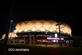 Inauguración del Estadio de Béisbol Rigoberto López Pérez en León