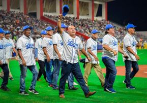 Inauguración del Estadio de Béisbol Rigoberto López Pérez en León