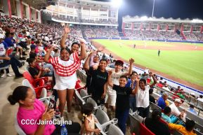 Inauguración del Estadio de Béisbol Rigoberto López Pérez en León