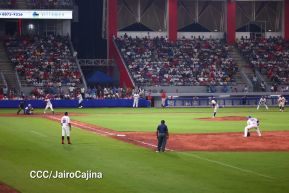 Inauguración del Estadio de Béisbol Rigoberto López Pérez en León